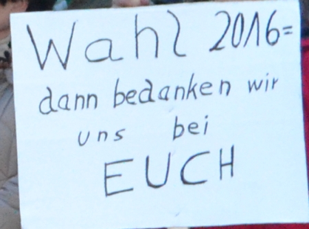 Schild auf der Demo zum Haushalt 2015/2016 der Stadt Rödernark