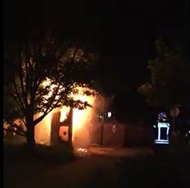 Rödermark. Rödermark Ober-Roden. Breidert. Bücherschrank brennt