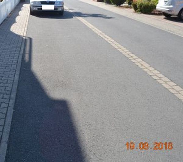 Keine Parkplatzmarkierung bedeutet Parkverbot.