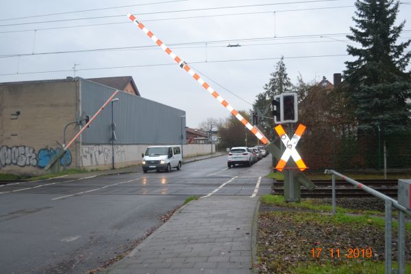 Die Schranke öffnet sich.