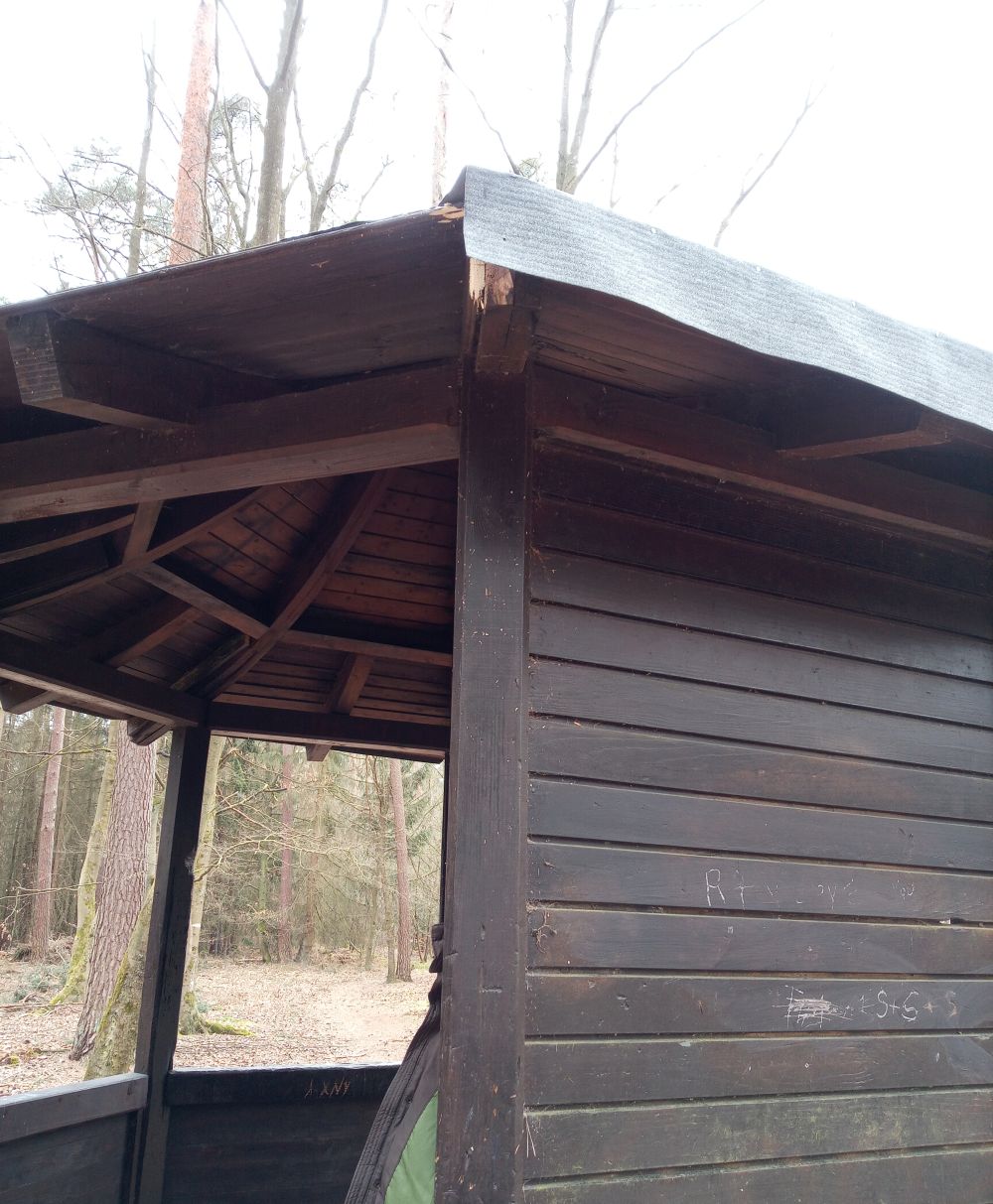 Dachreparatur Hütte am BraaredBernsche