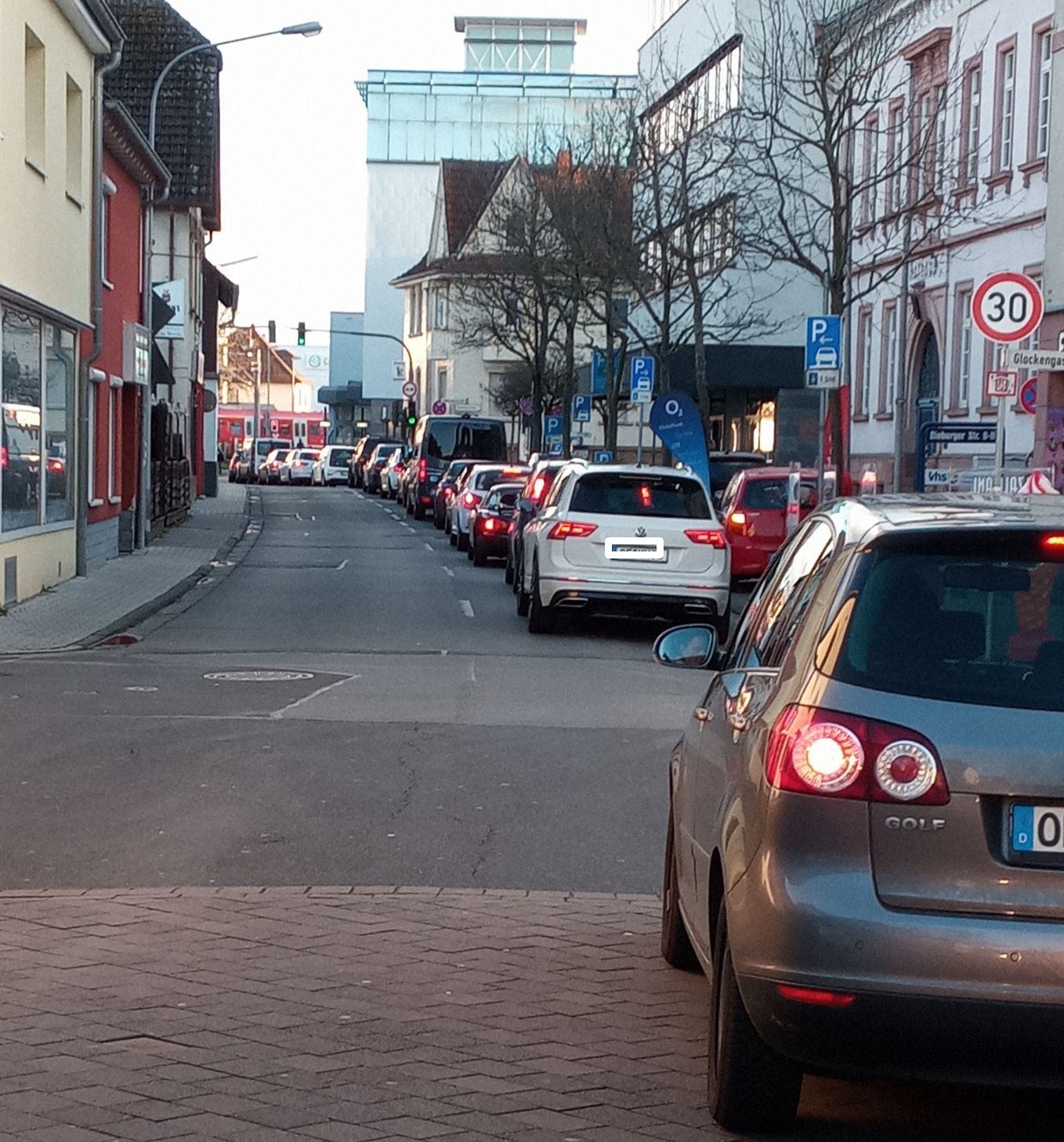 Ober-Roden. Der Ortsteil mit Umgehung.