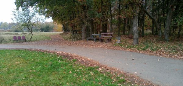 Neue Sitzmöbel am Schießplatz