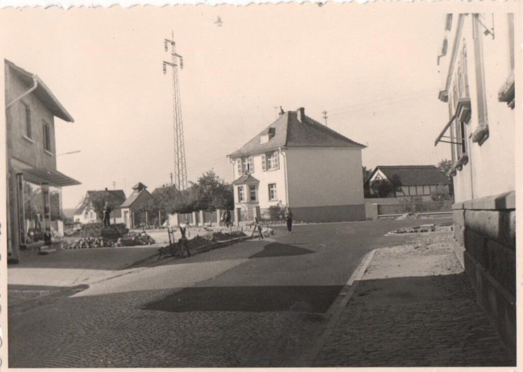 Neubau der Hanauer Straße 1961